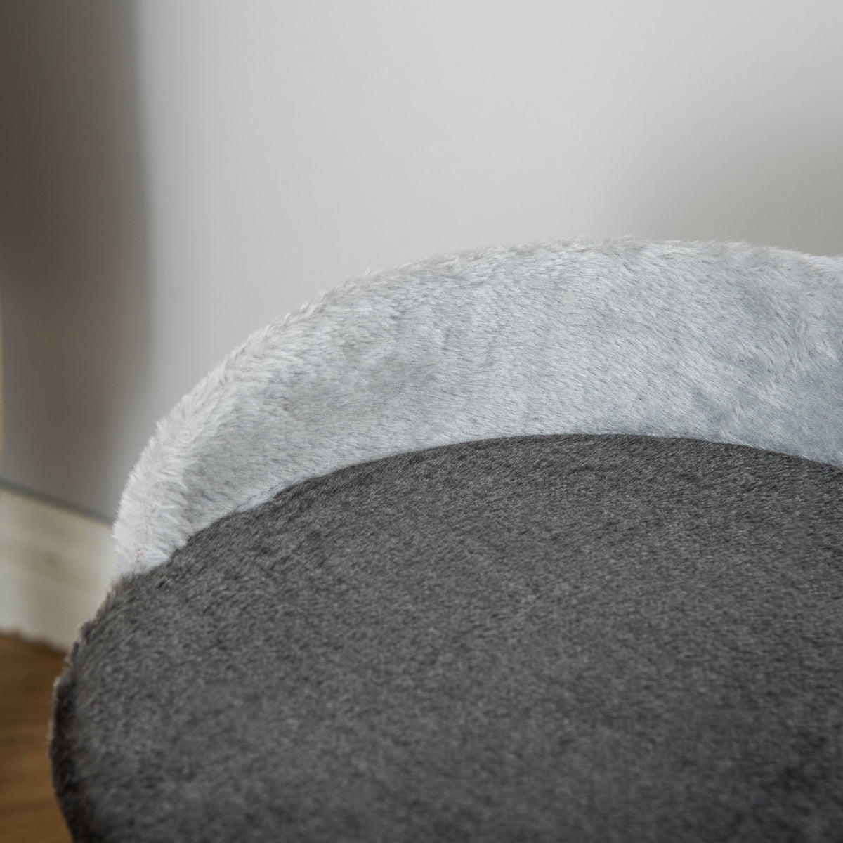 Arbre à chat griffoir avec jeu de boule et plateforme – gris foncé